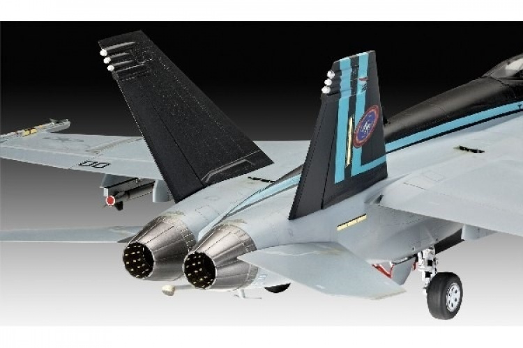 Revell 1:48 F/A-18E Super Hornet \'Top Gun\'