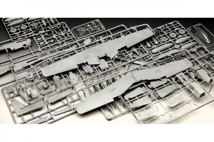 Revell P-51D-5NA Mustang (early version)