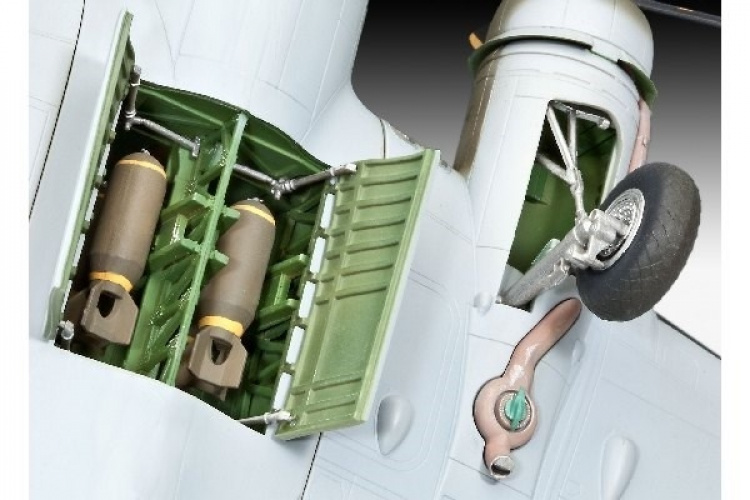 Revell B-17F Memphis Belle 1:72