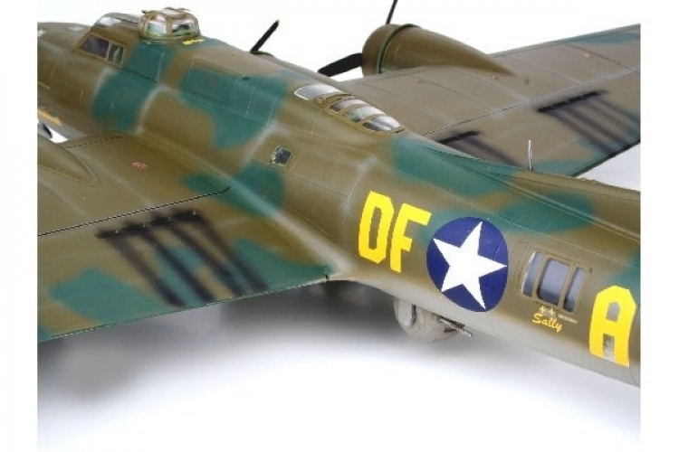 Revell B-17F Memphis Belle 1:48