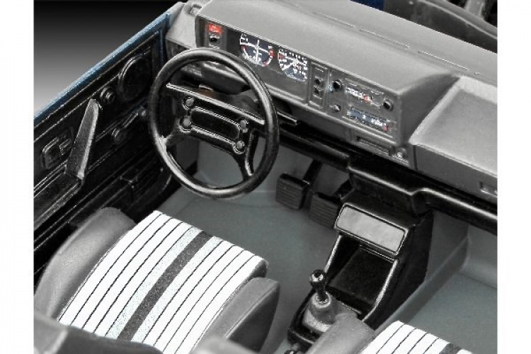 Revell \'35 Years VW Golf GTI Pirelli\'