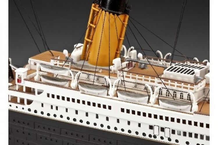 Revell 100 Years Titanic (Spec,Edition)