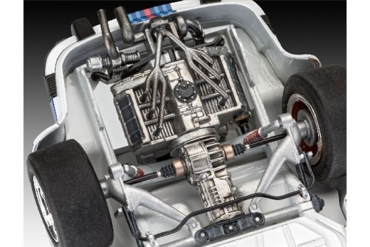 Revell Porsche 934 RSR \'Martini\'