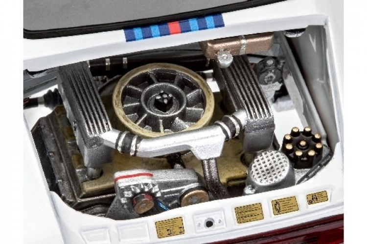 Revell Porsche 934 RSR \'Martini\'