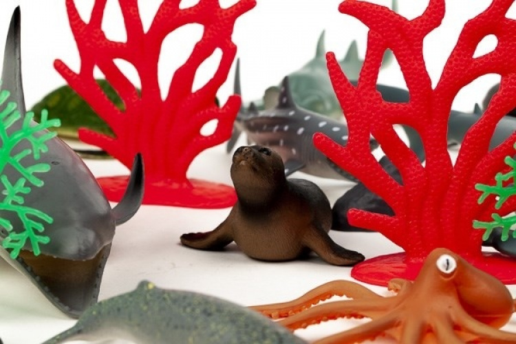 ANIMAL PLA Ocean animals 30pcs in 3,2L bucket