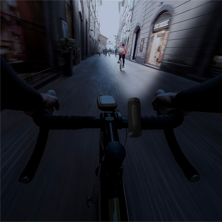 Celly Lygte/højttaler/powerbank til cykel/scooter