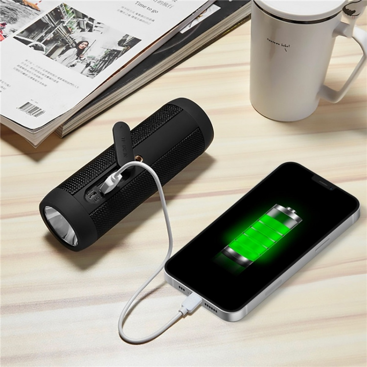 Celly Lygte/højttaler/powerbank til cykel/scooter