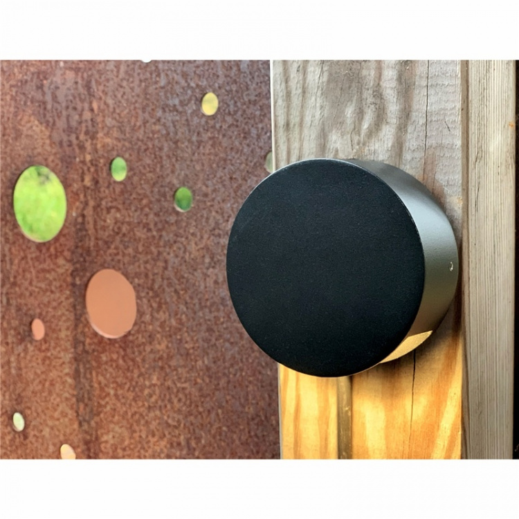 LightsOn Nero Downlight 140lm Ø9cm Svar LightsOn Nero Downlight 140lm Ø9cm Svar