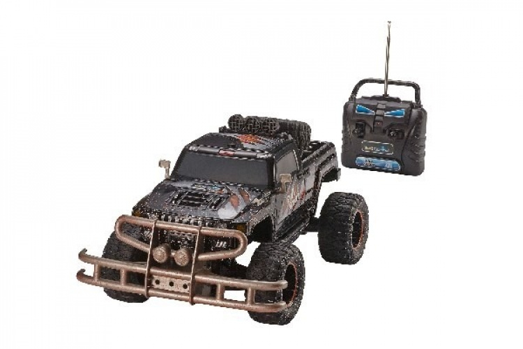 Revell Monster Truck \'BULL SCOUT\' 1:10