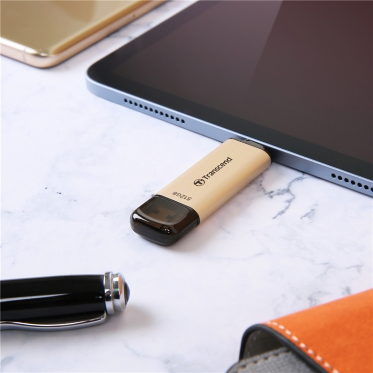 Transcend USB-minne JF930C 2-i-1 (USB3.2 Transcend USB-minne JF930C 2-i-1 (USB3.2