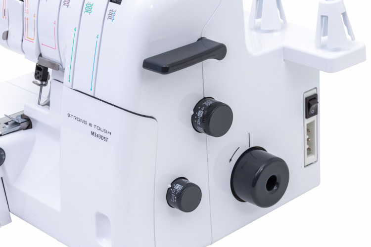 Brother M343DST Strong & Tough Overlock inkl. Udtræksbord og ekstra trykfødder Brother M343DST Strong & Tough Overlock inkl. Udtræksbord og ekstra trykfødder