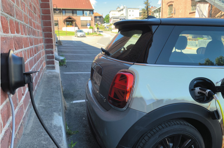 Kokong Ev Zen-oplader, fjordblå Kokong Ev Zen-oplader, fjordblå