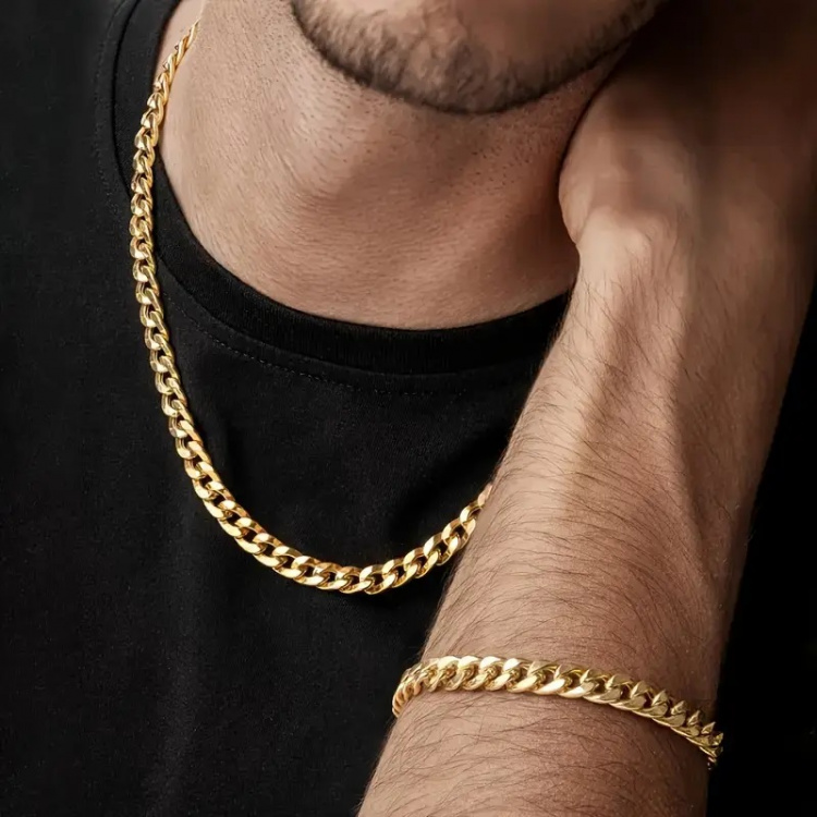 Guldfarvet halskæde (40 cm) og armbånd (20 cm)