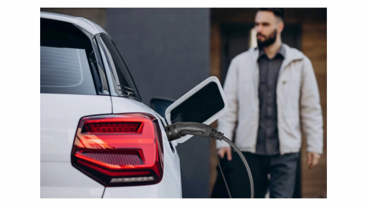 Freev EV-Charge 2000 3 Phase Type 2 to Type 2 11kW/16A/7M