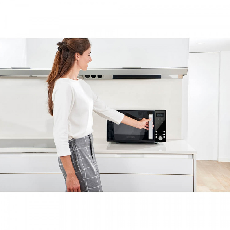 BLACK+DECKER Mikrobølgeovn med grill 23L 900W Sort