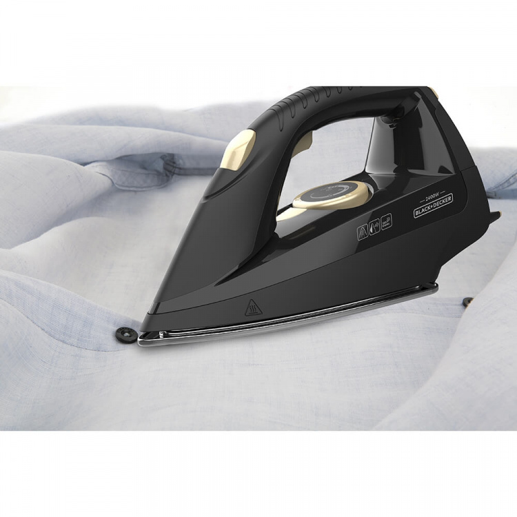 BLACK+DECKER Dampstation 2L 2400W