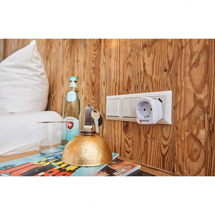 SKROSS Rejseadapter Europe til UK Jordet