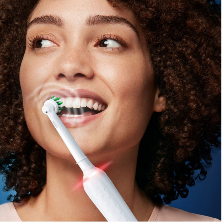 Oral B Eltandborste Pro3 3000 White S Oral B Eltandborste Pro3 3000 White S