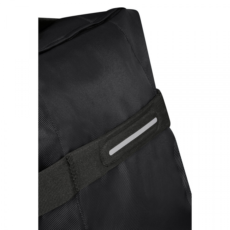 American Tourister Urban Track Duffle Taske/WH Small Sort