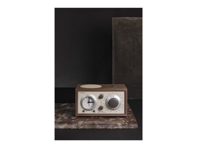 Tivoli Audio Model Three BT USB Classic Walnut