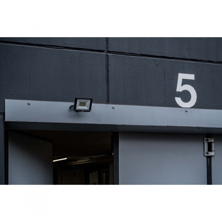 brennenstuhl LED Spotlight JARO 3060 / LED projektør 20W til udendørs brug (LED udendørs lys til vægmontering, med 2300lm, lavet af aluminium af høj kvalitet, IP65)