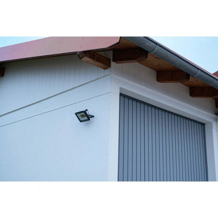 brennenstuhl LED Spotlight JARO 7060 / LED projektør 50W til udendørs brug (LED udendørs lys til vægmontering, med 5800lm, lavet af aluminium af høj kvalitet, IP65)