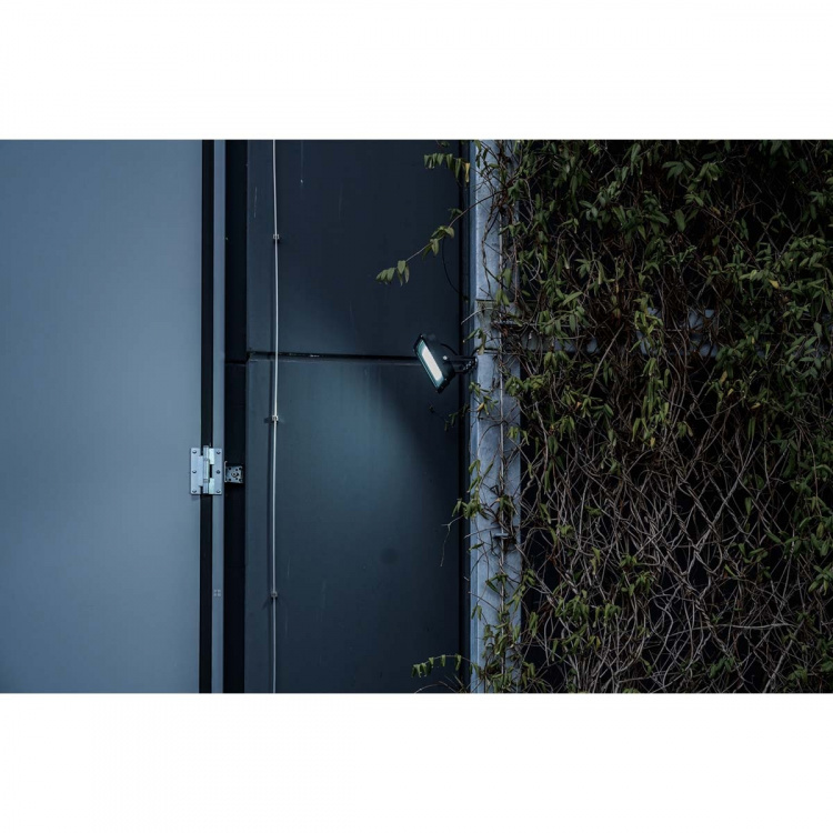 brennenstuhl LED Spotlight JARO 14060 / LED projektør 100W til udendørs brug (LED udendørs lys til vægmontering, med 11500lm, lavet af aluminium af høj kvalitet, IP65)