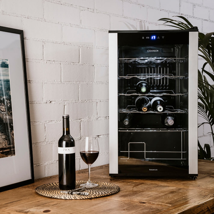 Taurus Vinkøleskab 24 flasker