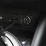 Gear Lader 12/24V 2xUSB 2,4A + MicroUSB Kabel 1.0m Sort