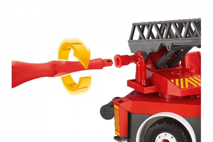 Revell Turntable Ladder Fire Truck 1:20