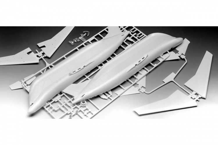 Revell Airbus A300-600ST \'Beluga\' 1:144