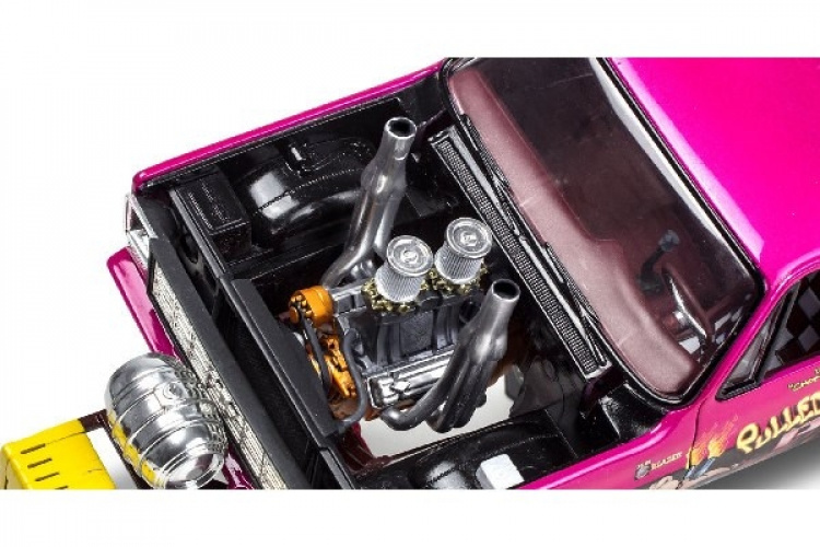 Revell 1978 Chevy Blazer Pulldozer