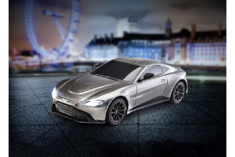 Revell Aston Martin R/C 1:24