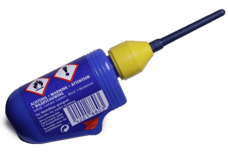 Revell Contacta professionel 25 g