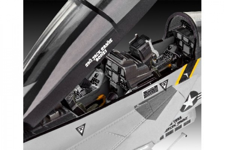Revell F/A-18F Super Hornet