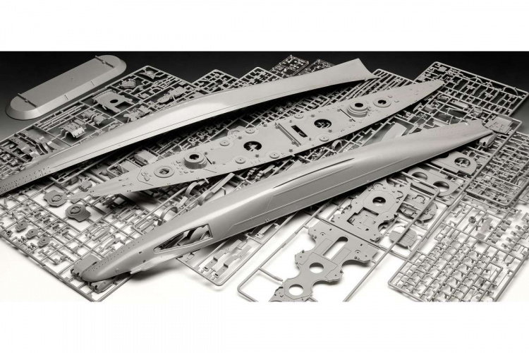 Revell German Battleship WWII Tirpitz 1:350