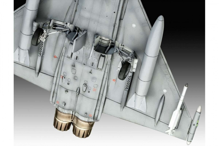 Revell Eurofighter-Pacific platinum edition 1:72 gift set