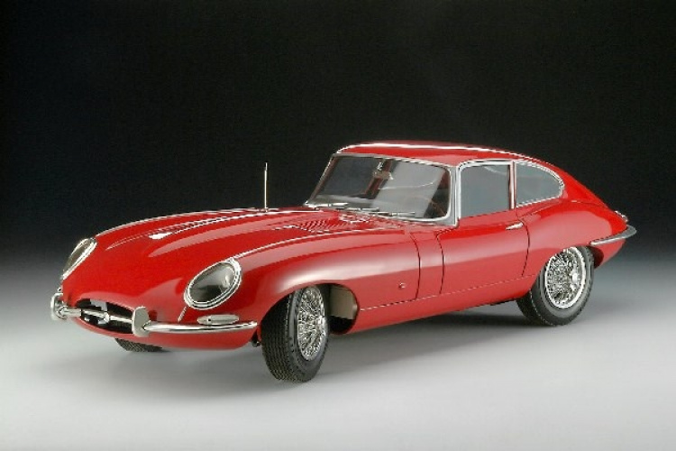 Revell Jaguar E-Type Revell Jaguar E-Type