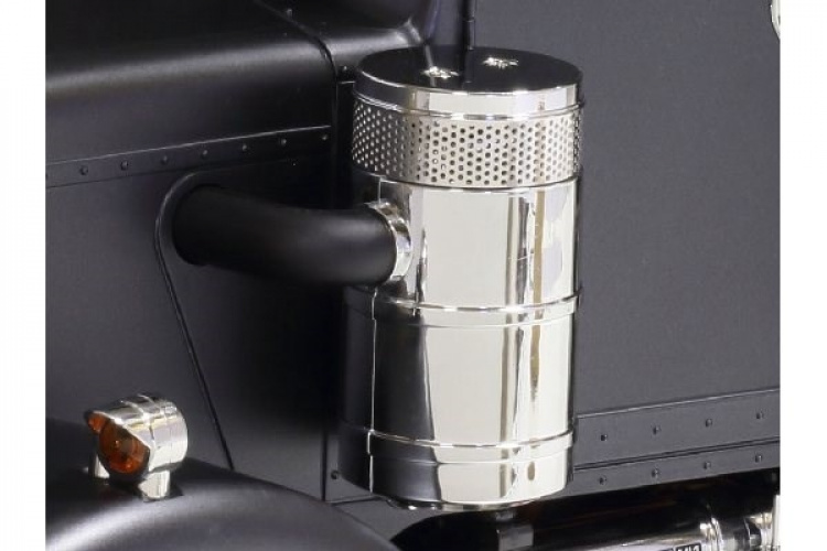 TAMIYA 1/14 R/C Grand Hauler ( Pre-P.Matte Black Edition) TAMIYA 1/14 R/C Grand Hauler ( Pre-P.Matte Black Edition)