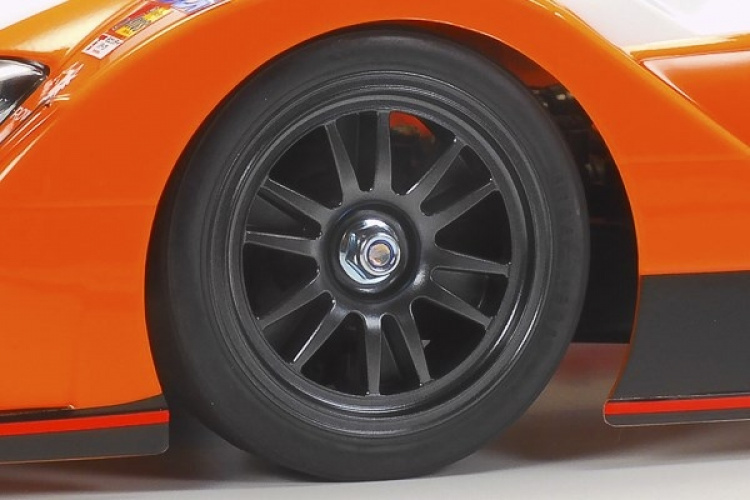 TAMIYA 1/10 R/C au TOM\'S GR Supra (TT-02)