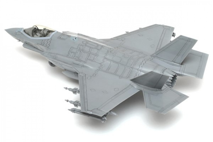 TAMIYA 1/48 Lockheed Martin® F-35®A Lightning ?® TAMIYA 1/48 Lockheed Martin® F-35®A Lightning ?®