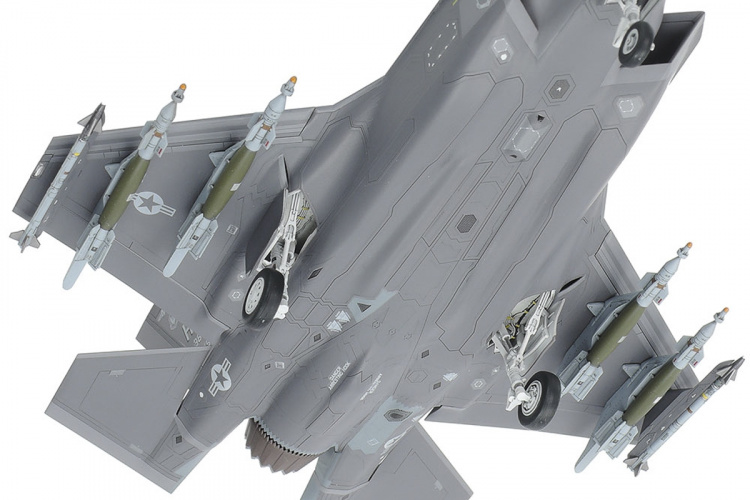 TAMIYA 1/72 Lockheed Martin® F-35®A Lightning ?®