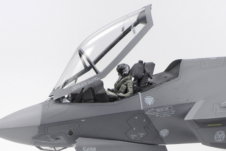 TAMIYA 1/72 Lockheed Martin® F-35®A Lightning ?®