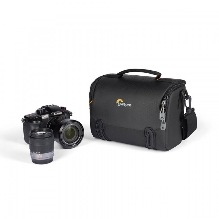 Lowepro Skuldertaske Adventura SH 140 III Sort Lowepro Skuldertaske Adventura SH 140 III Sort