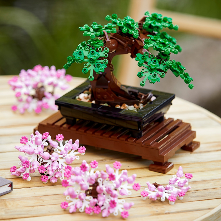 LEGO Botanical 10281 - Bonsai Tree LEGO Botanical 10281 - Bonsai Tree