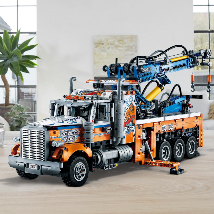 LEGO Technic 42128 - Heavy-duty Tow Truck