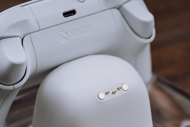 8BitDo Dual Charging Dock, white, Xbox