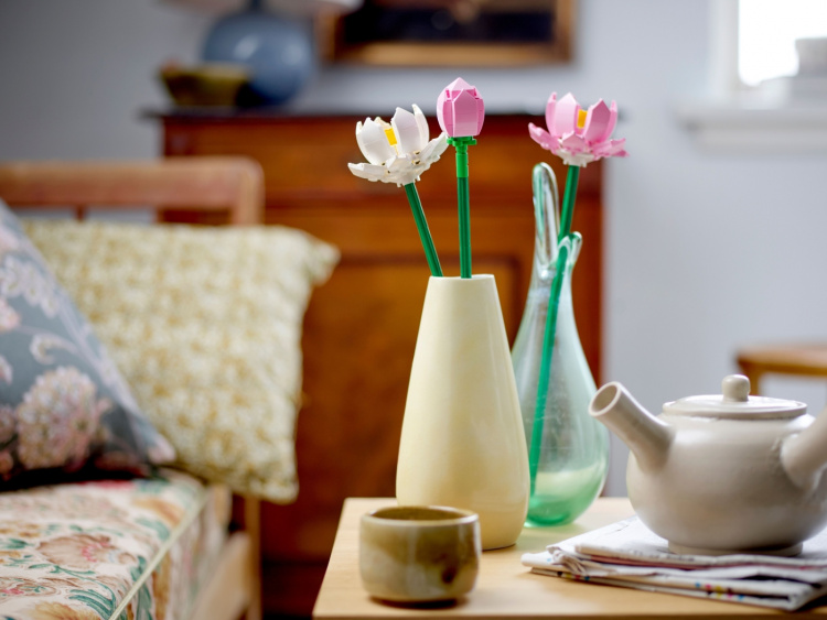 LEGO Botanical 40647 - Lotus Flowers