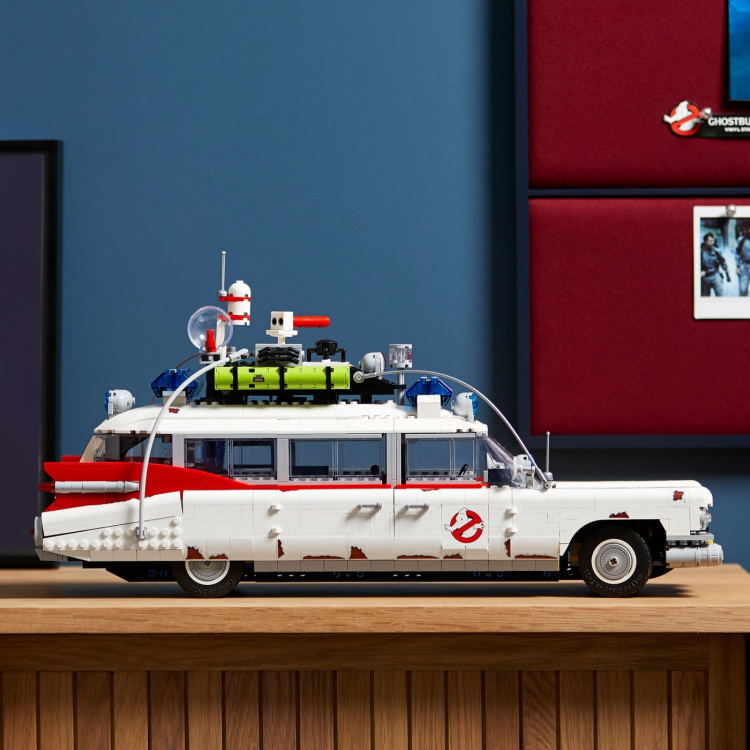 LEGO Creator Expert 10274 - Ghostbusters ECTO-1