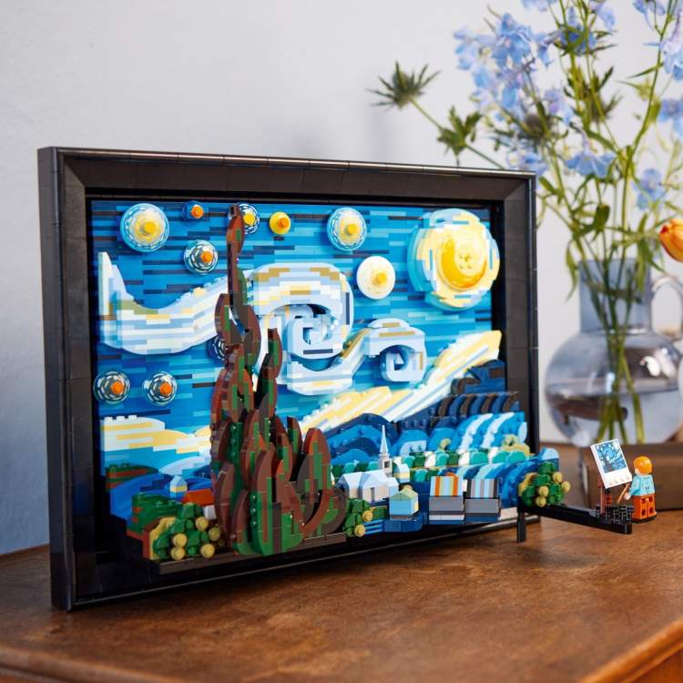 LEGO Ideas 21333 - Vincent van Gogh - The Starry Night LEGO Ideas 21333 - Vincent van Gogh - The Starry Night